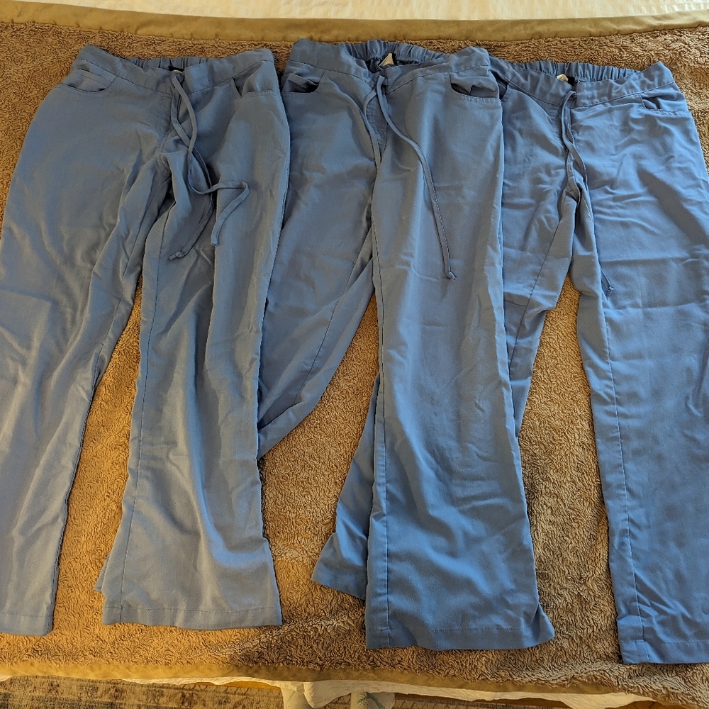 Grey's Anatomy Barco Ceil Blue scrub bundle small petite 3 sets plus bonus top - Picture 3 of 10